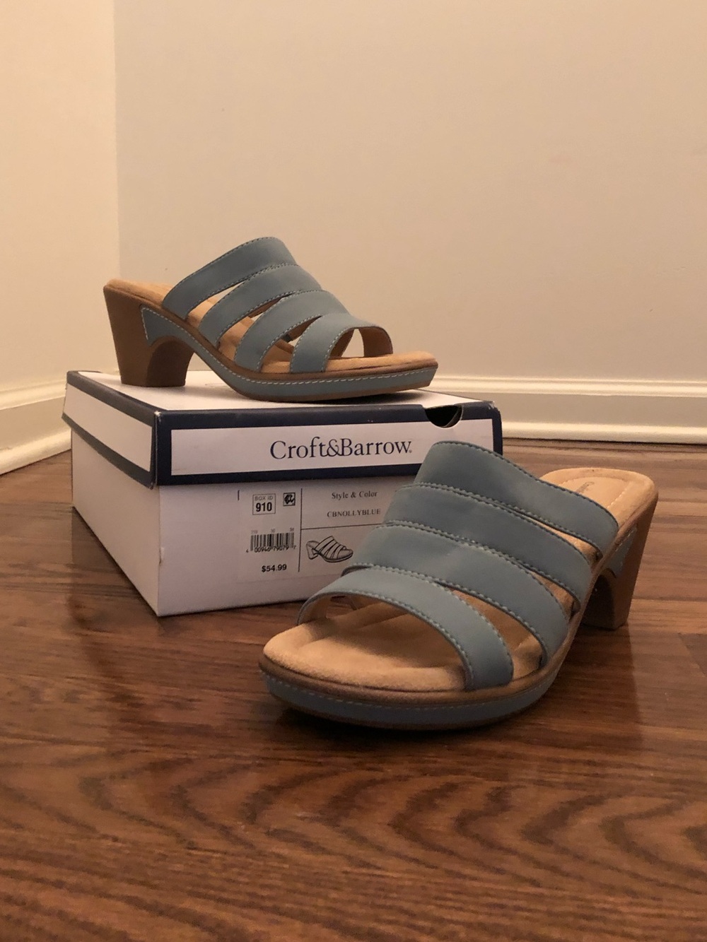Croft & Barrow “Nolly” Faux Suede Sandals Blue Size 8